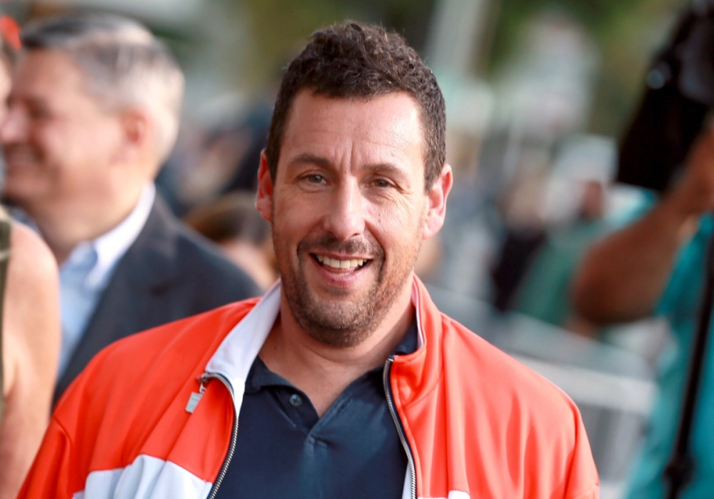 Phim Adam Sandler mang đến tiếng cười và cảm xúc đa dạng