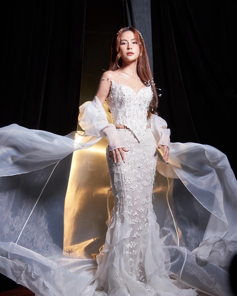 Ảnh gái xinh cười đẹp làm tan chảy mọi trái tim