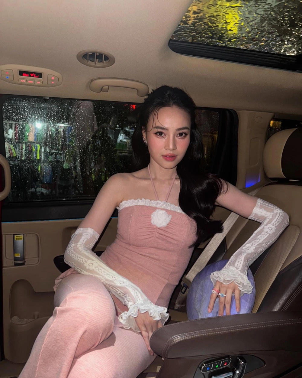 Hình ảnh gái cute và những khoảnh khắc đáng yêu nhất