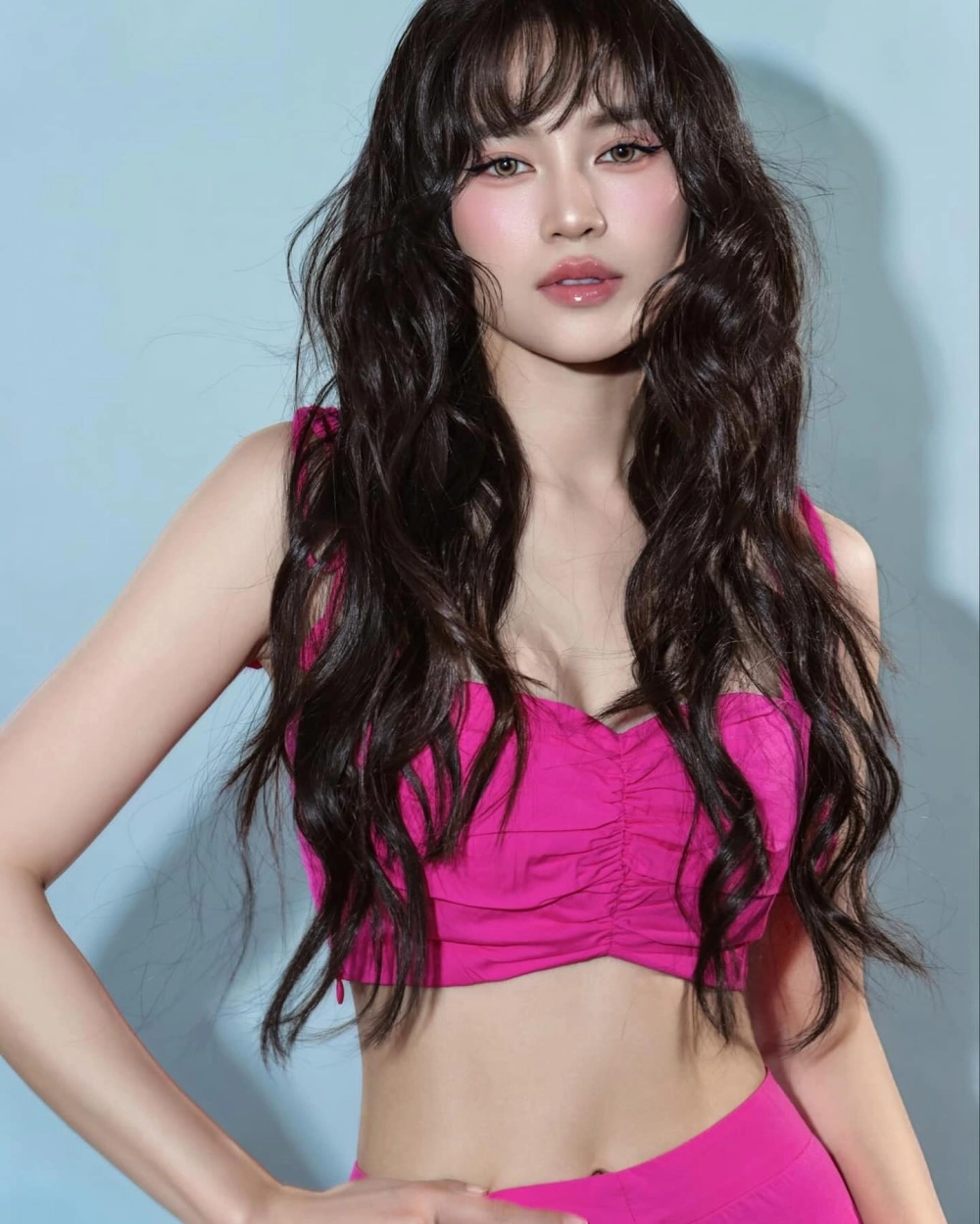 Con gái ảnh avatar cute cho trang cá nhân thêm xinh