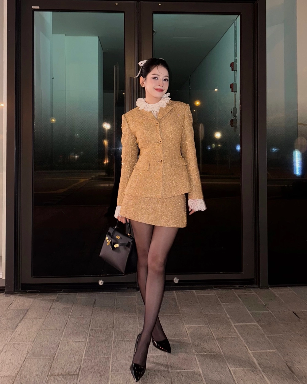 Ảnh gái xinh Việt Nam cute trong tà áo dài trắng tinh khôi