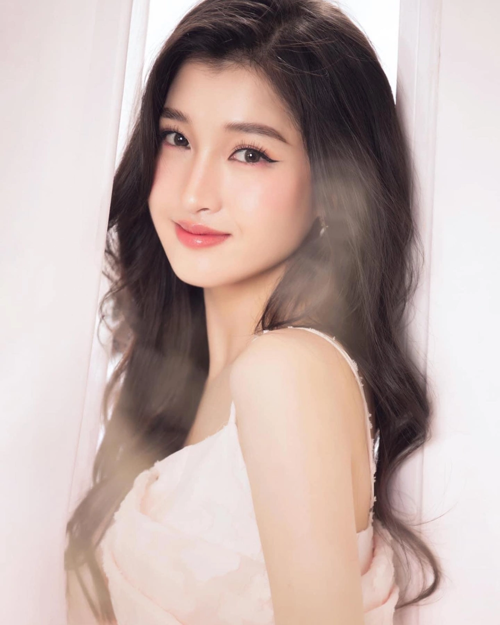 Cute avatar ảnh gái xinh K10 và vẻ đẹp học đường trong veo