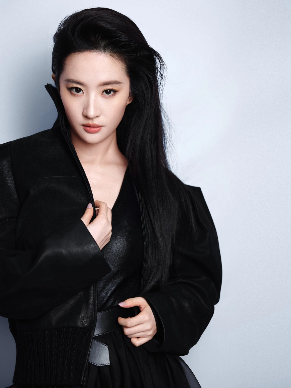 Ảnh gái xinh tiktok Trung Quốc và những video biến hình triệu view