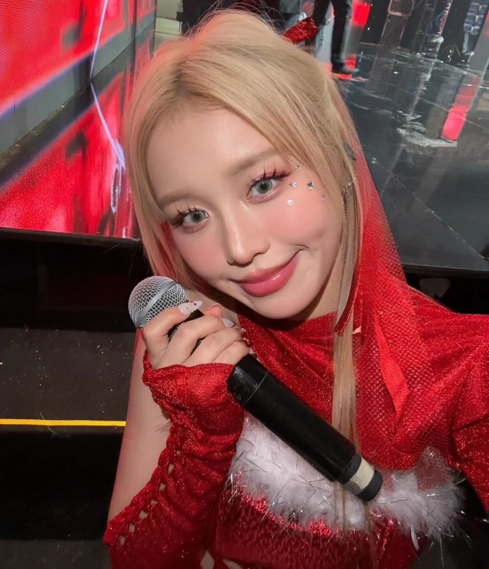 Tải ảnh gái xinh Việt Nam học sinh trong tà áo dài trắng