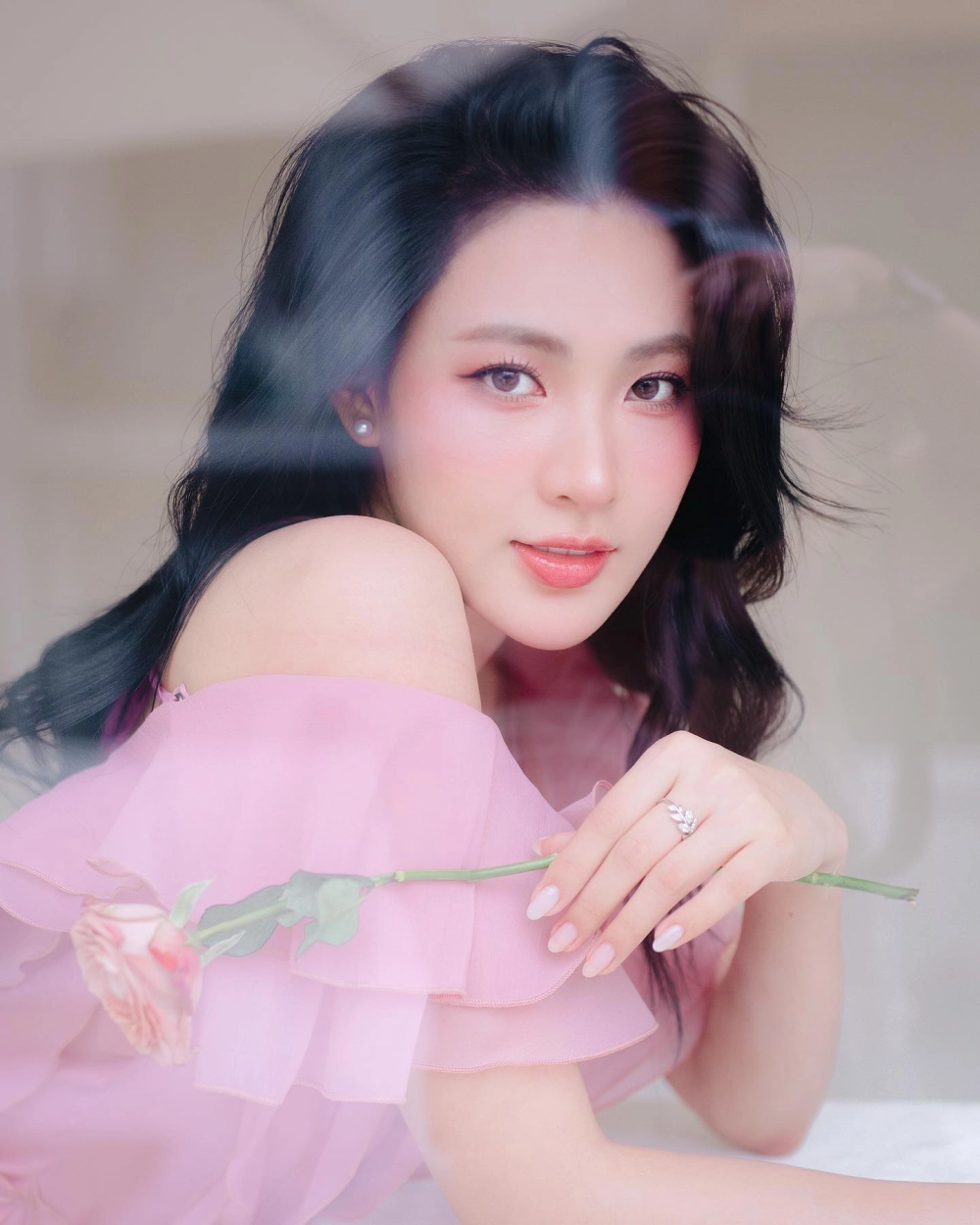 Bộ sưu tập ảnh nền gái xinh 4k đa dạng, nhiều phong cách