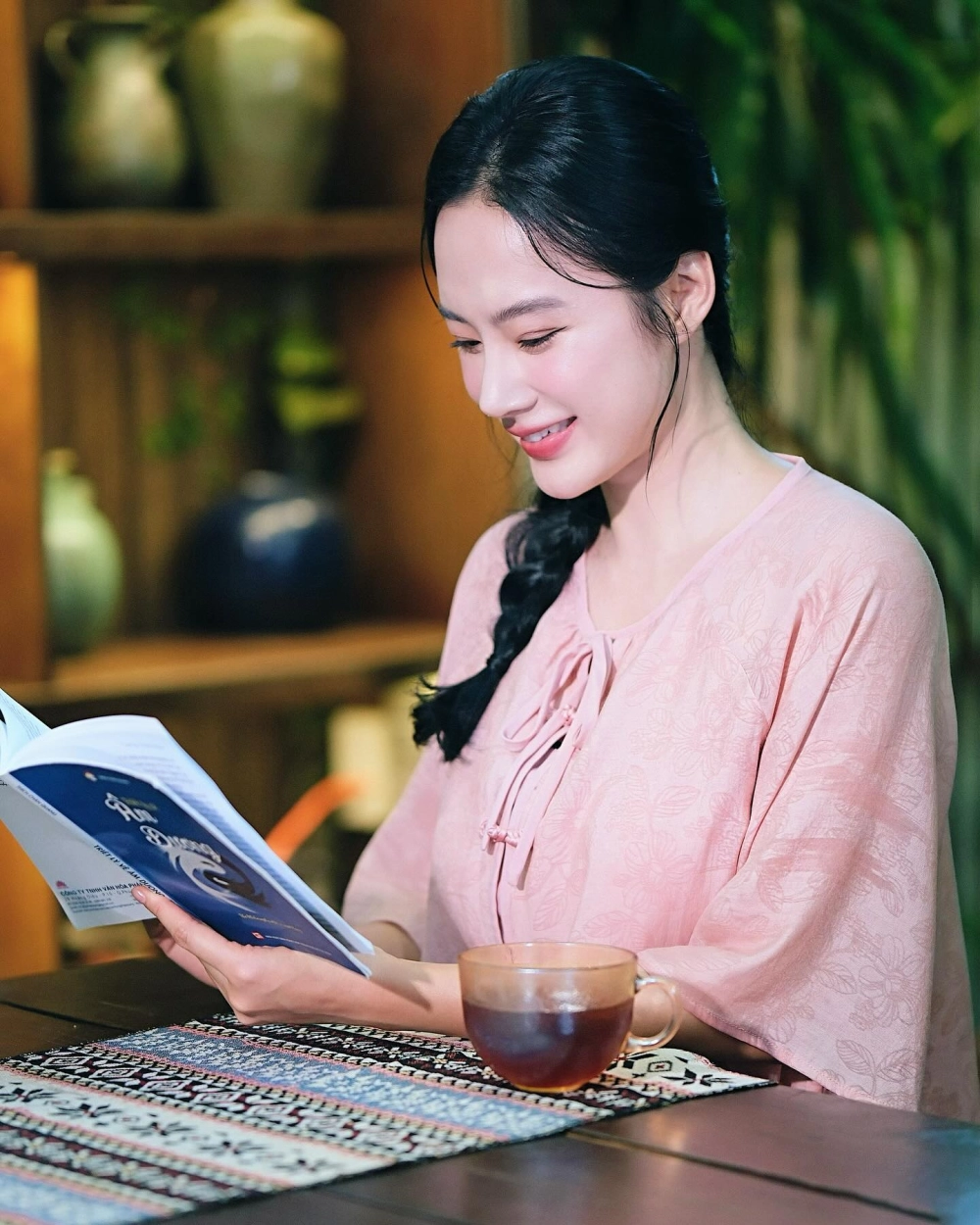 Avatar cô gái đẹp và thần thái đầy cuốn hút