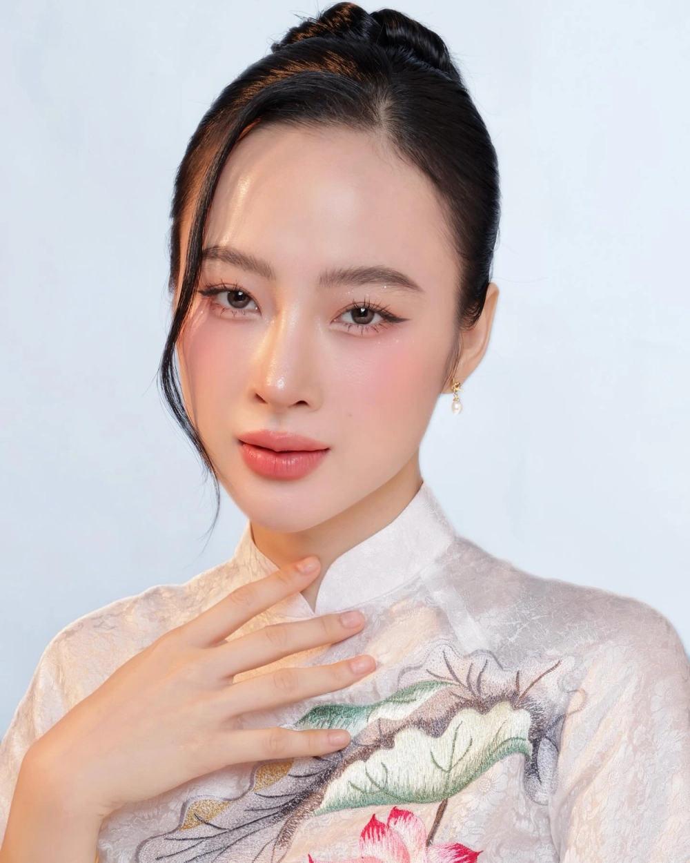 Avatar con gái đẹp và những hình ảnh đại diện vạn người mê