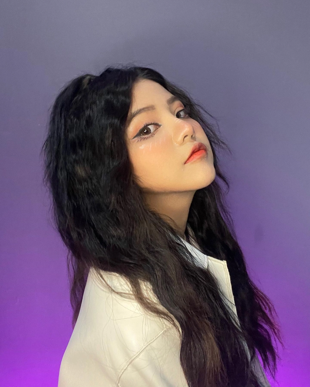 Avatar gái xinh và những hình ảnh đại diện triệu tim