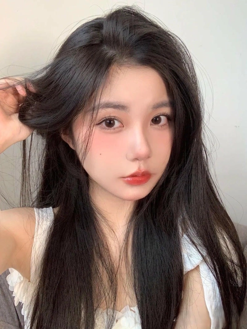 Sưu tầm ảnh avatar gái xinh phong cách mới