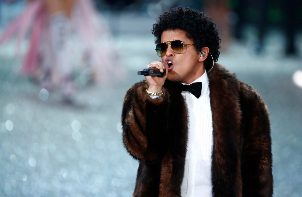 Apt Bruno Mars giai điệu nhẹ nhàng đầy cảm xúc