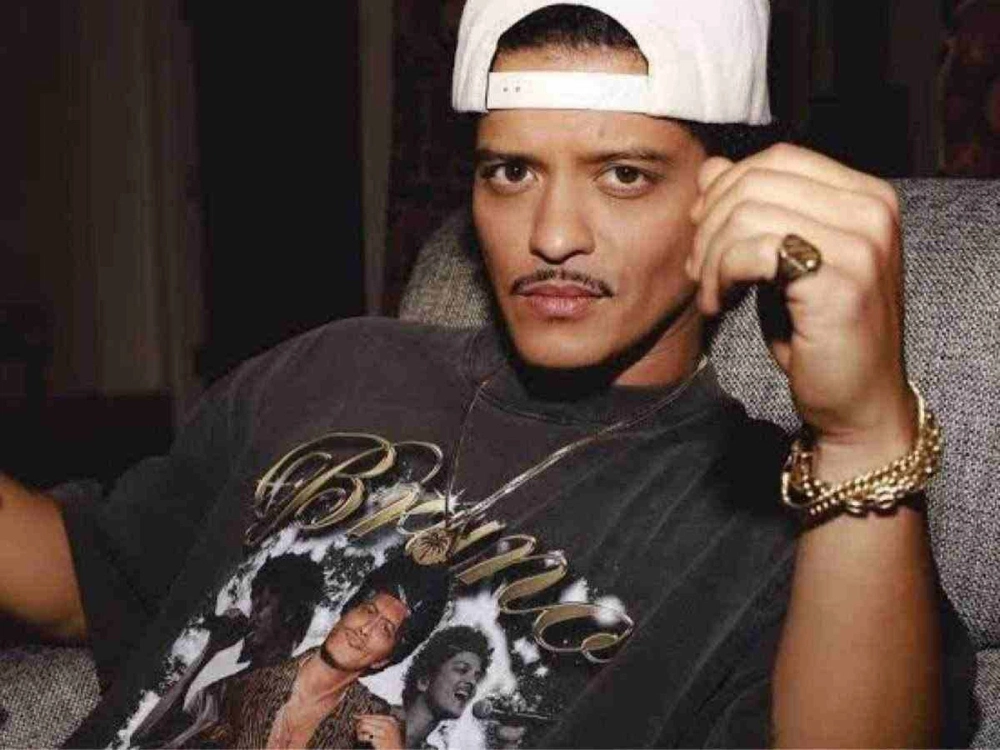 Bruno Mars nghệ sĩ đa tài khuấy động âm nhạc