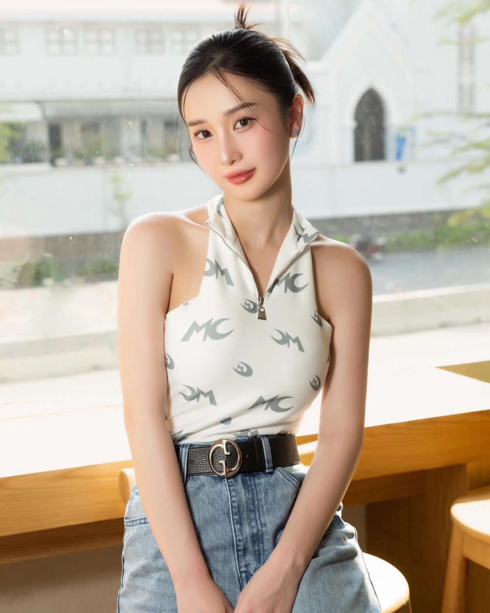 Hình ảnh con gái cute và những biểu cảm kẹo ngọt đốn tim