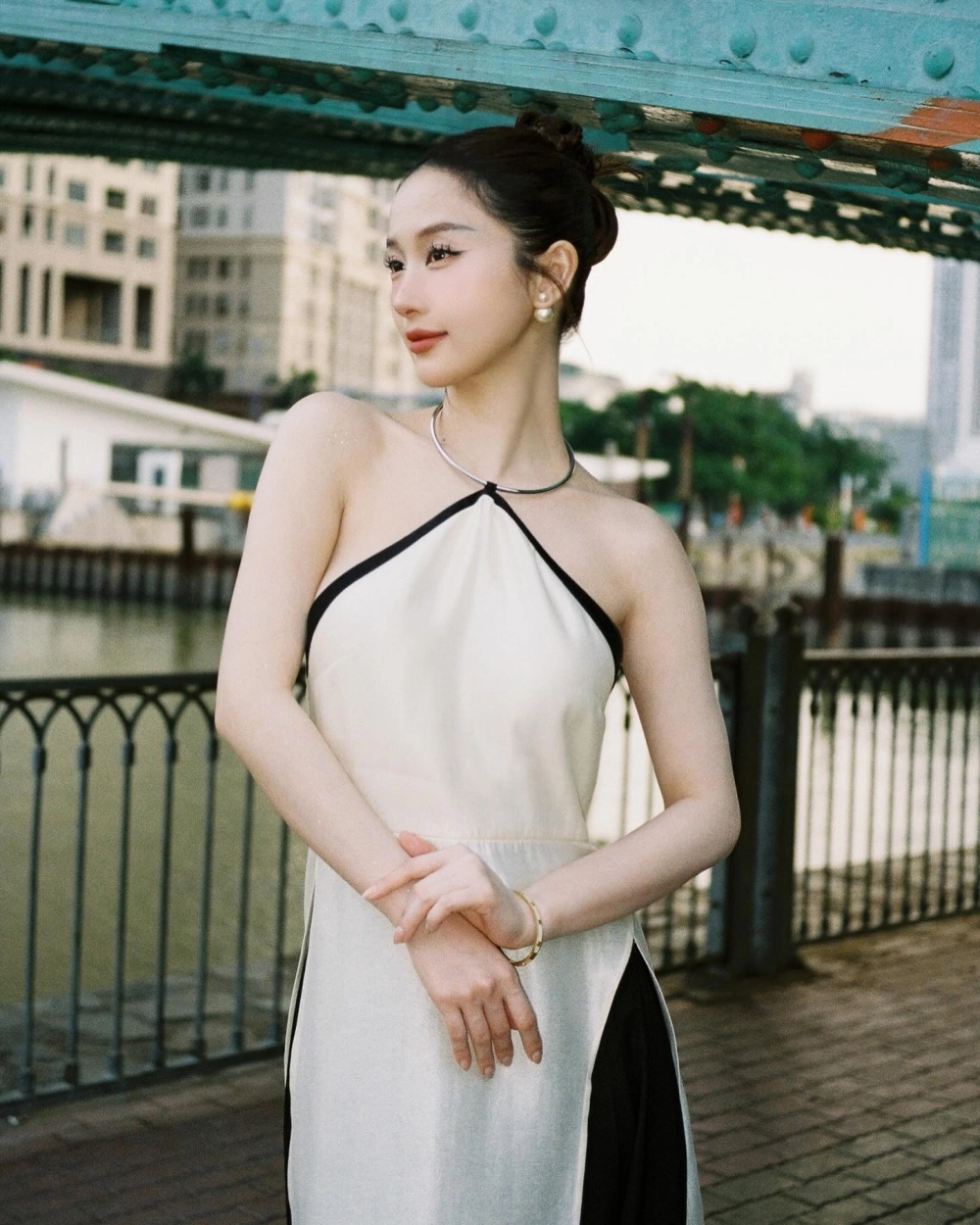 Hình ảnh con gái xinh đẹp nhất trên mạng xã hội