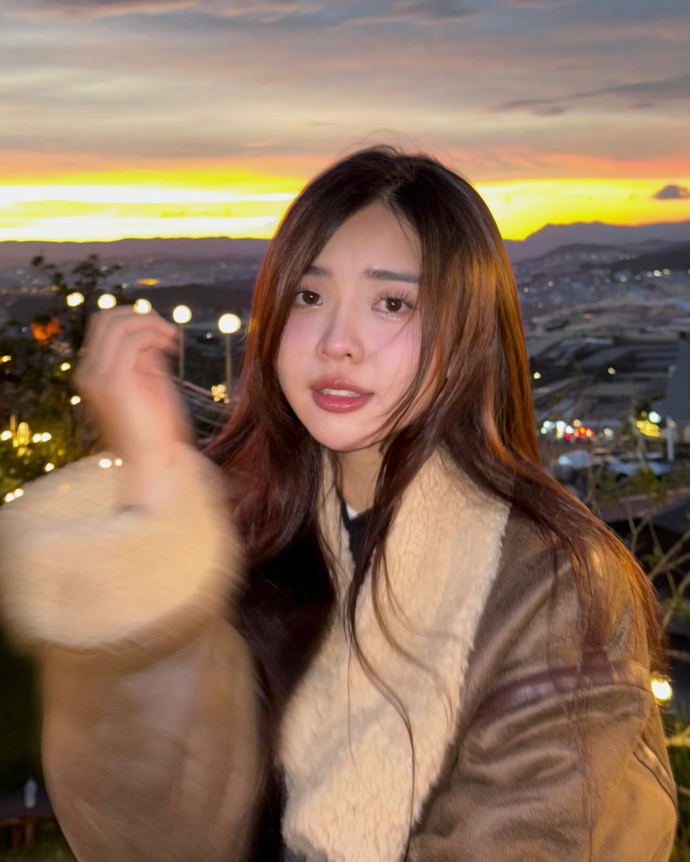 Ảnh cô gái dễ thương và những khoảnh khắc yêu đời