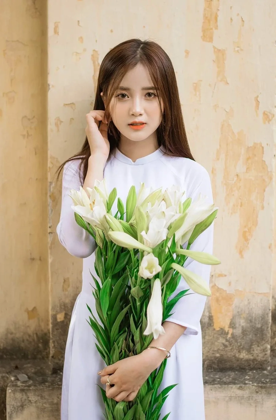 Ảnh gái xinh mặc áo dài và nét đẹp truyền thống của phụ nữ Việt