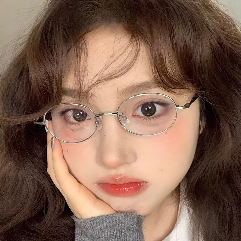 Gái xinh đeo mắt kính cute chuẩn phong cách Ulzzang Hàn Quốc