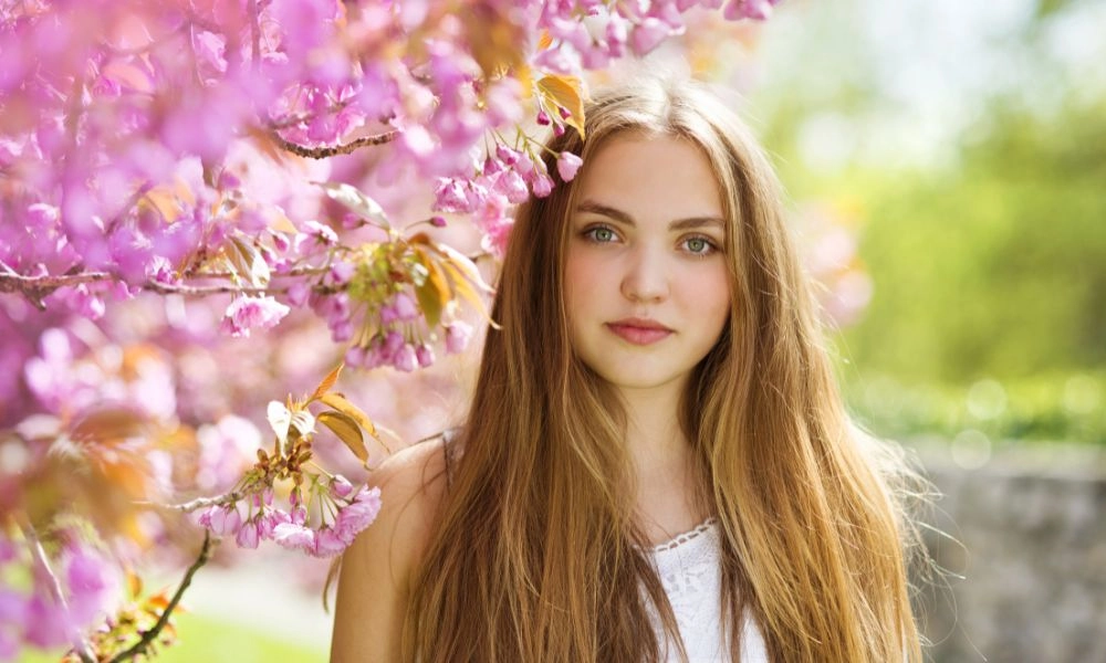 Gái xinh tóc dài dễ thương và vẻ đẹp kẹo ngọt đốn tim