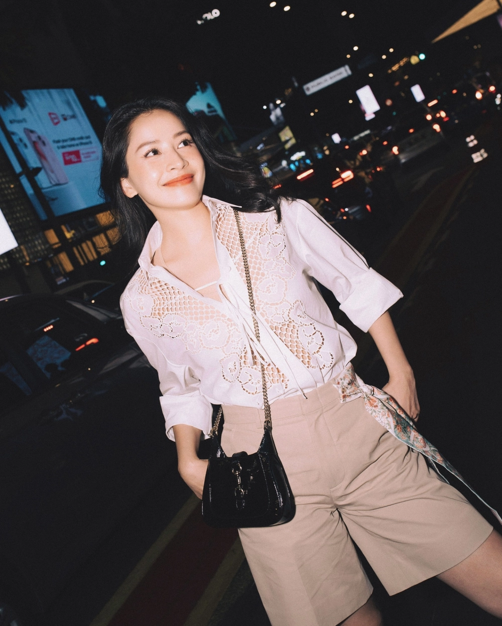 Cô gái anime dễ thương và vẻ đẹp 2D vạn người mê