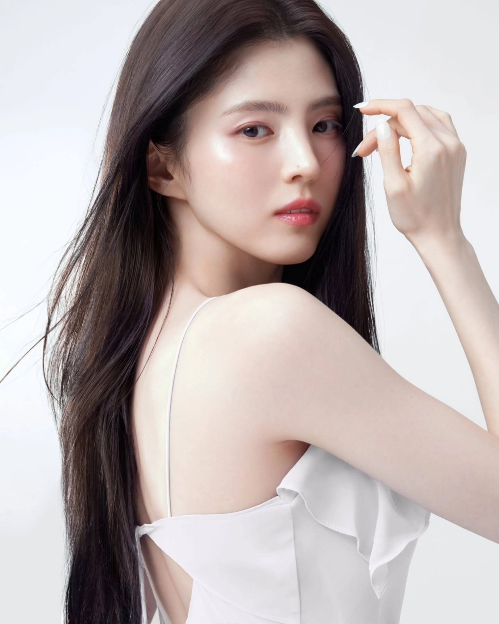 Hình ảnh gái xinh Hàn Quốc với làn da trắng sứ không tì vết