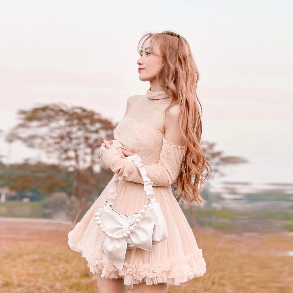 Gái xinh Hàn Quốc với vẻ đẹp kẹo ngọt, làn da trắng sứ