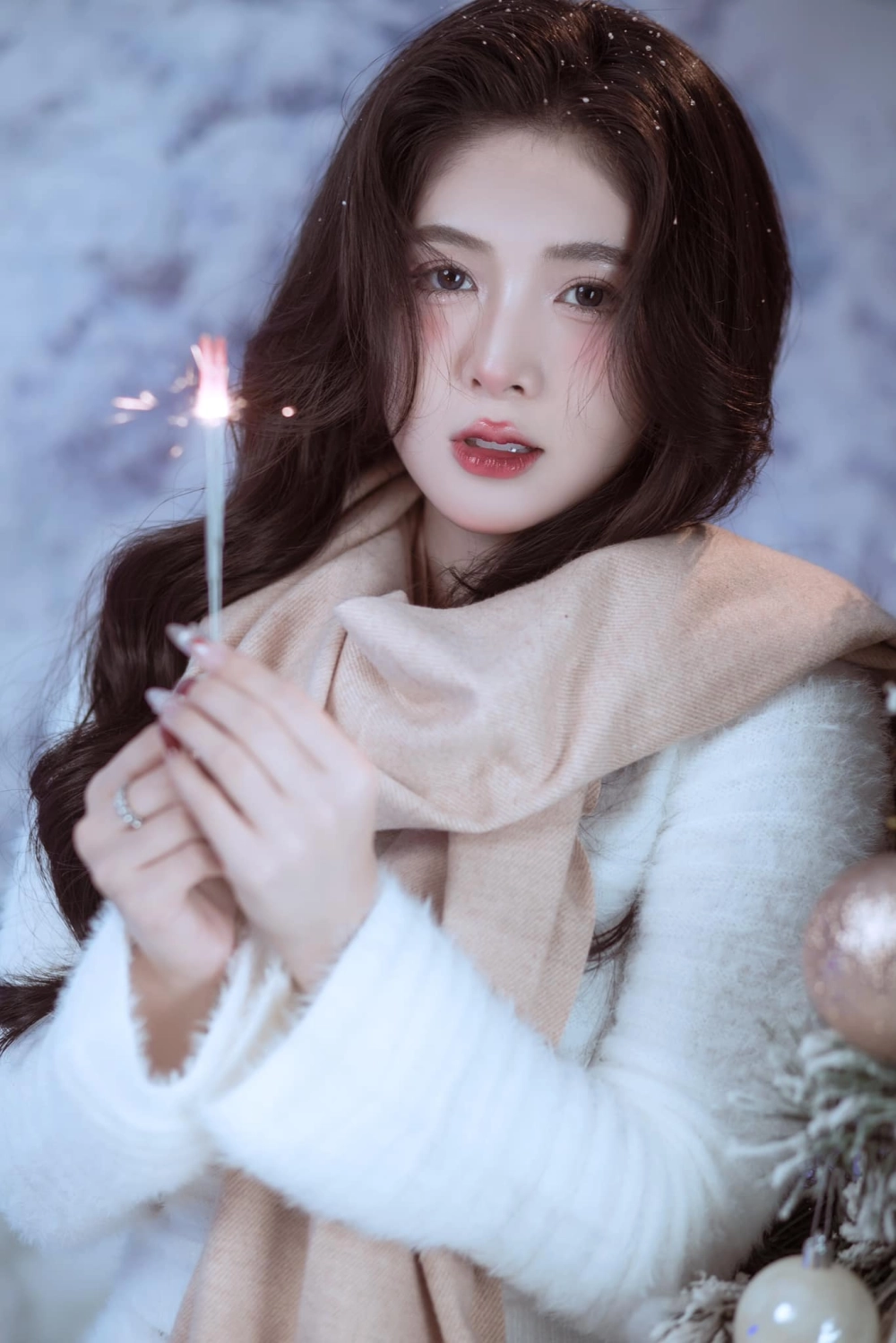 Gái xinh livestream và những buổi trò chuyện thu hút ngàn người xem