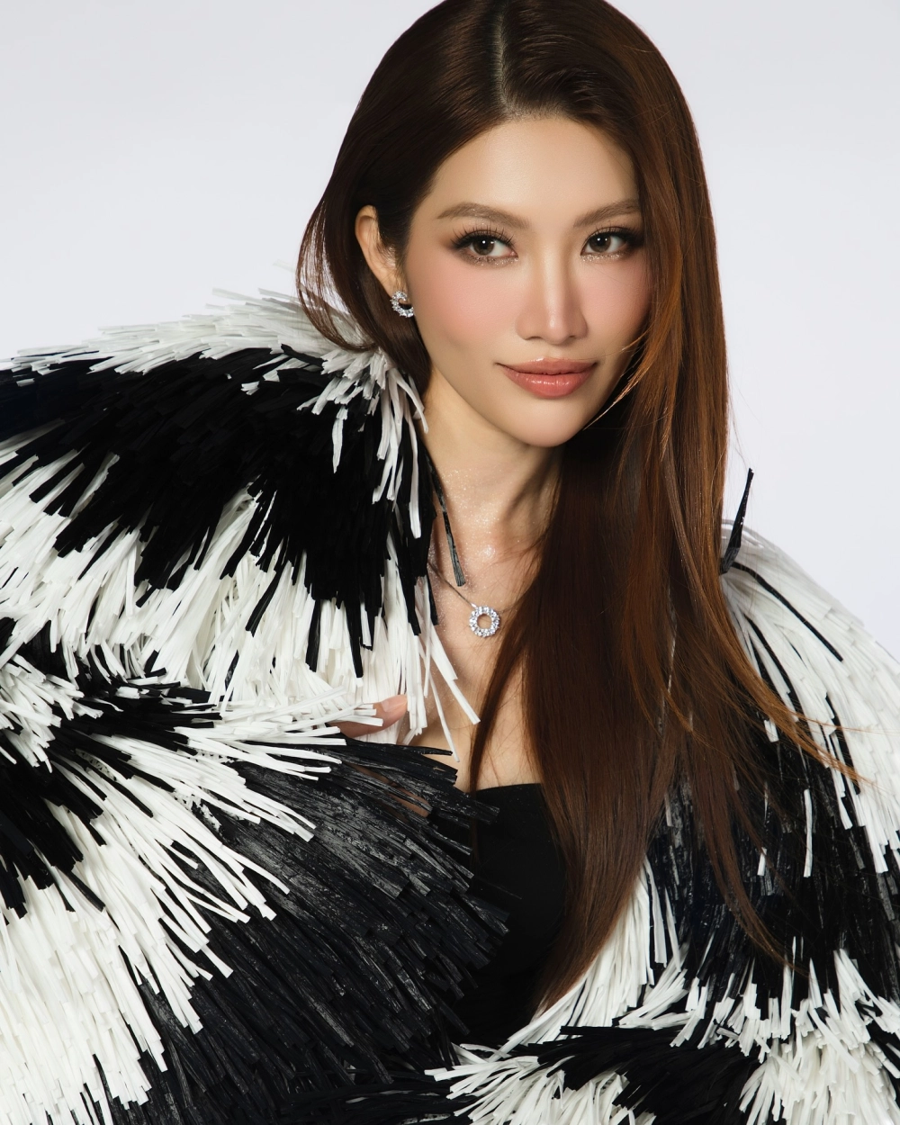 Gái xinh ngầu và phong cách thời trang cá tính, cực chất