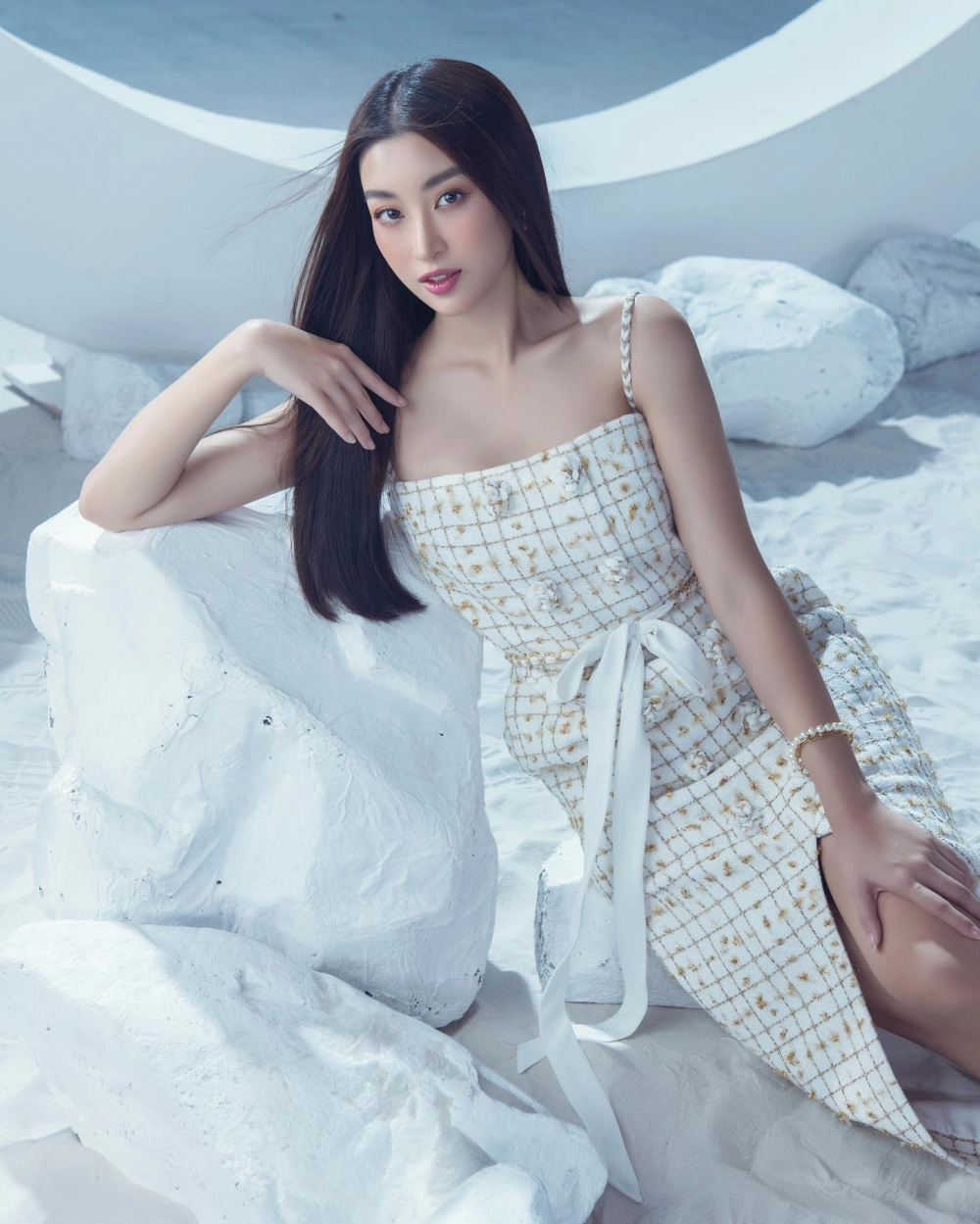 Ảnh gái xinh tóc dài đẹp và suối tóc mượt mà vạn người mê