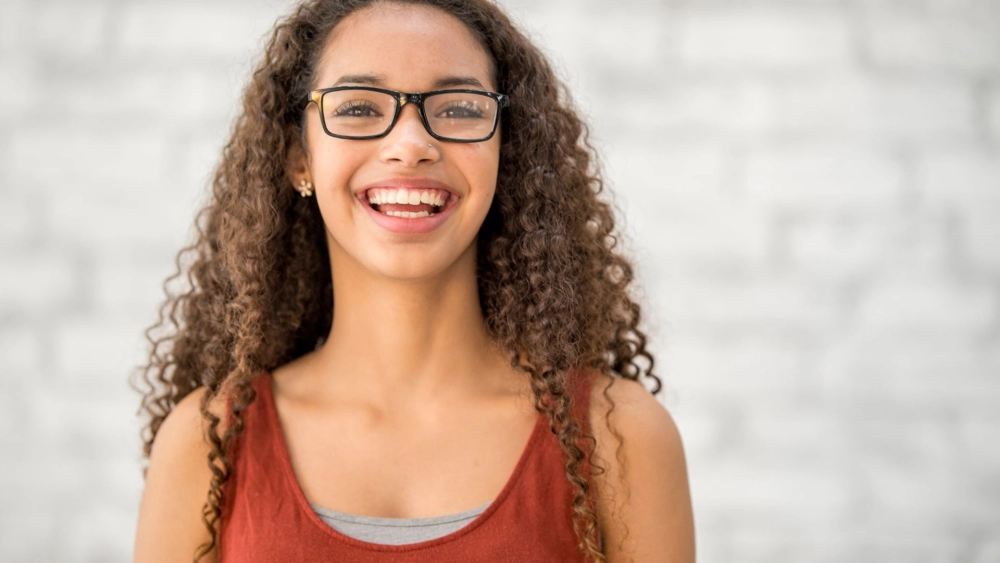 Ảnh gái xinh tóc dài đẹp và suối tóc óng ả, mượt mà