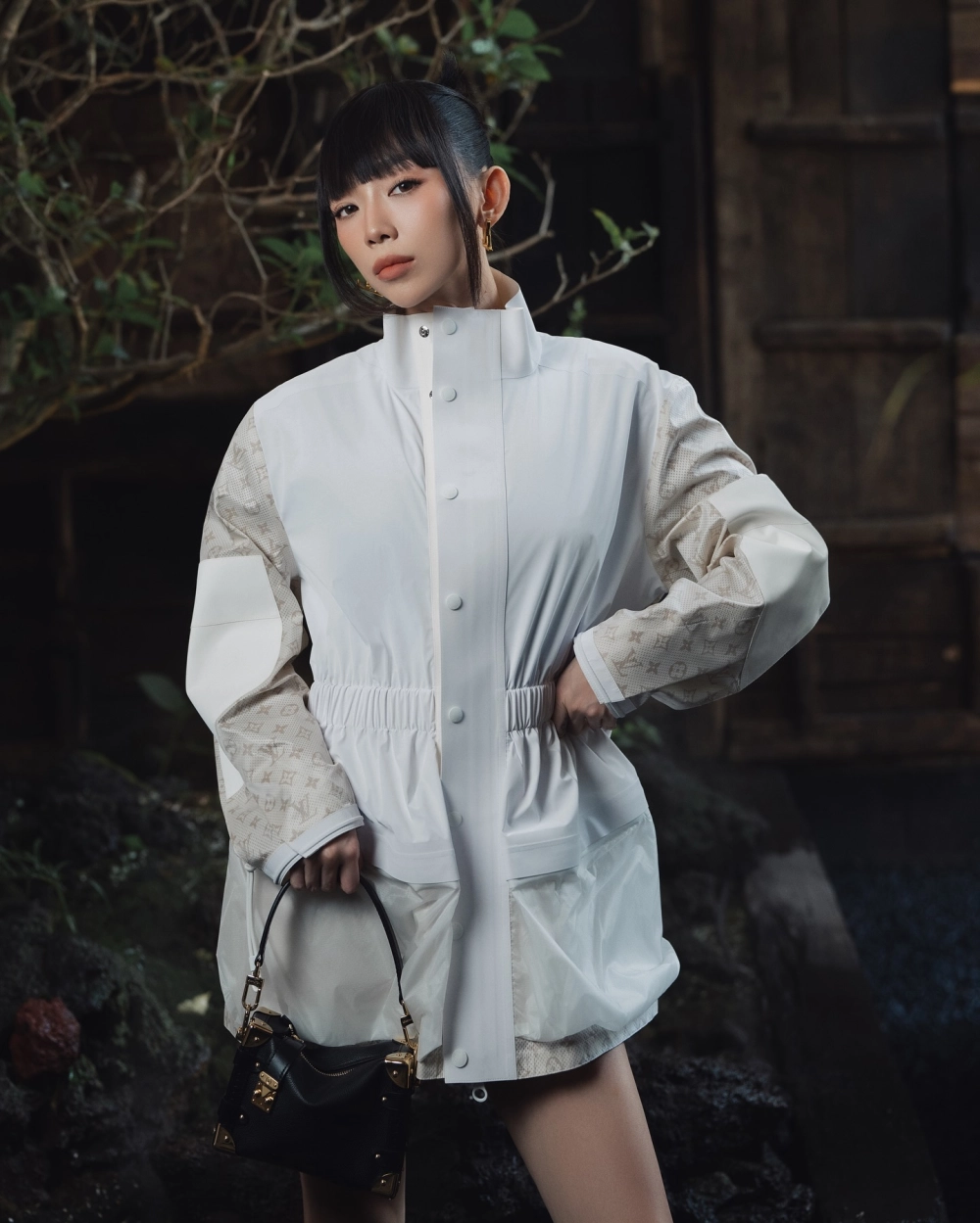 Hình gái xinh tóc ngắn trong trẻo, đáng yêu