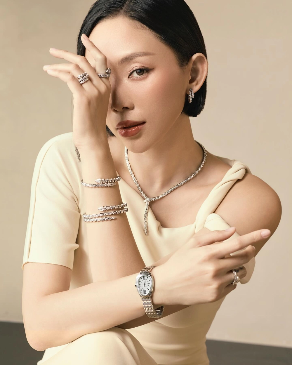 Hình ảnh gái tóc ngắn đẹp thu hút mọi ánh nhìn