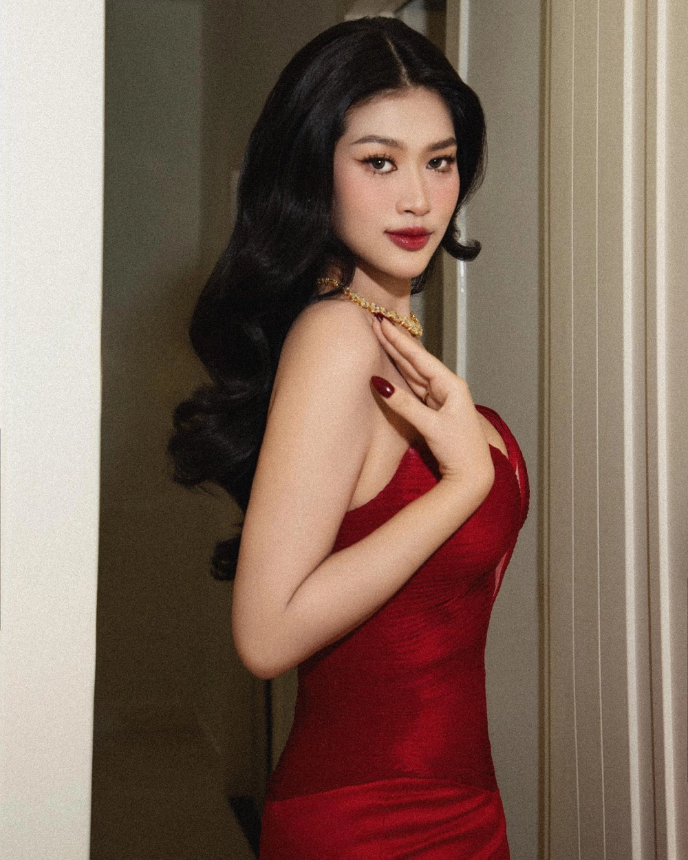 Gái xinh Việt Nam sexy và những đường cong nóng bỏng