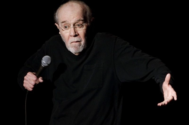 Diễn viên hài George Carlin huyền thoại châm biếm nước Mỹ