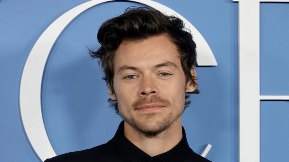 Harry Styles ngôi sao nhạc pop chinh phục thế giới