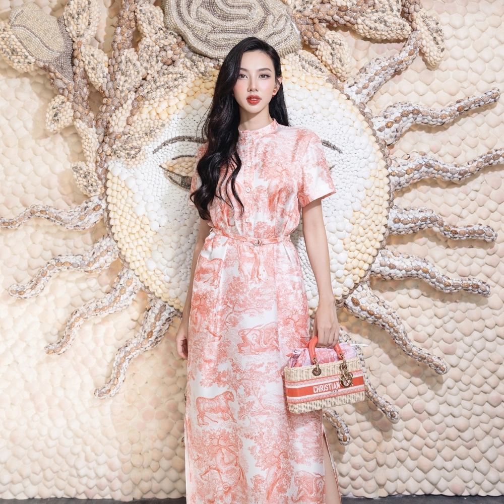 Anh gai cute (Ảnh gái cute) với đôi má phúng phính