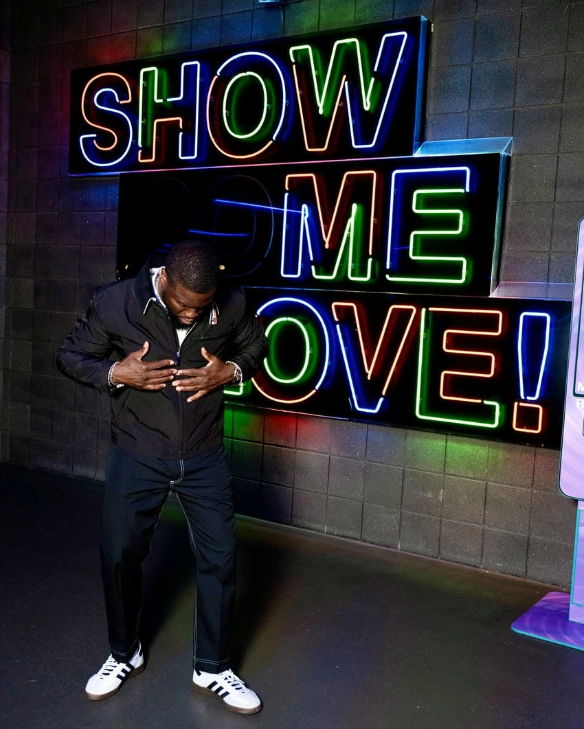 Kevin Hart show luôn cháy vé khắp sân khấu thế giới