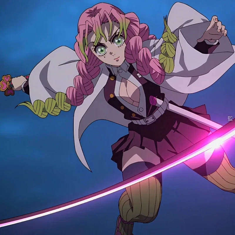 Ngắm phong cách dễ thương kanroji mitsuri