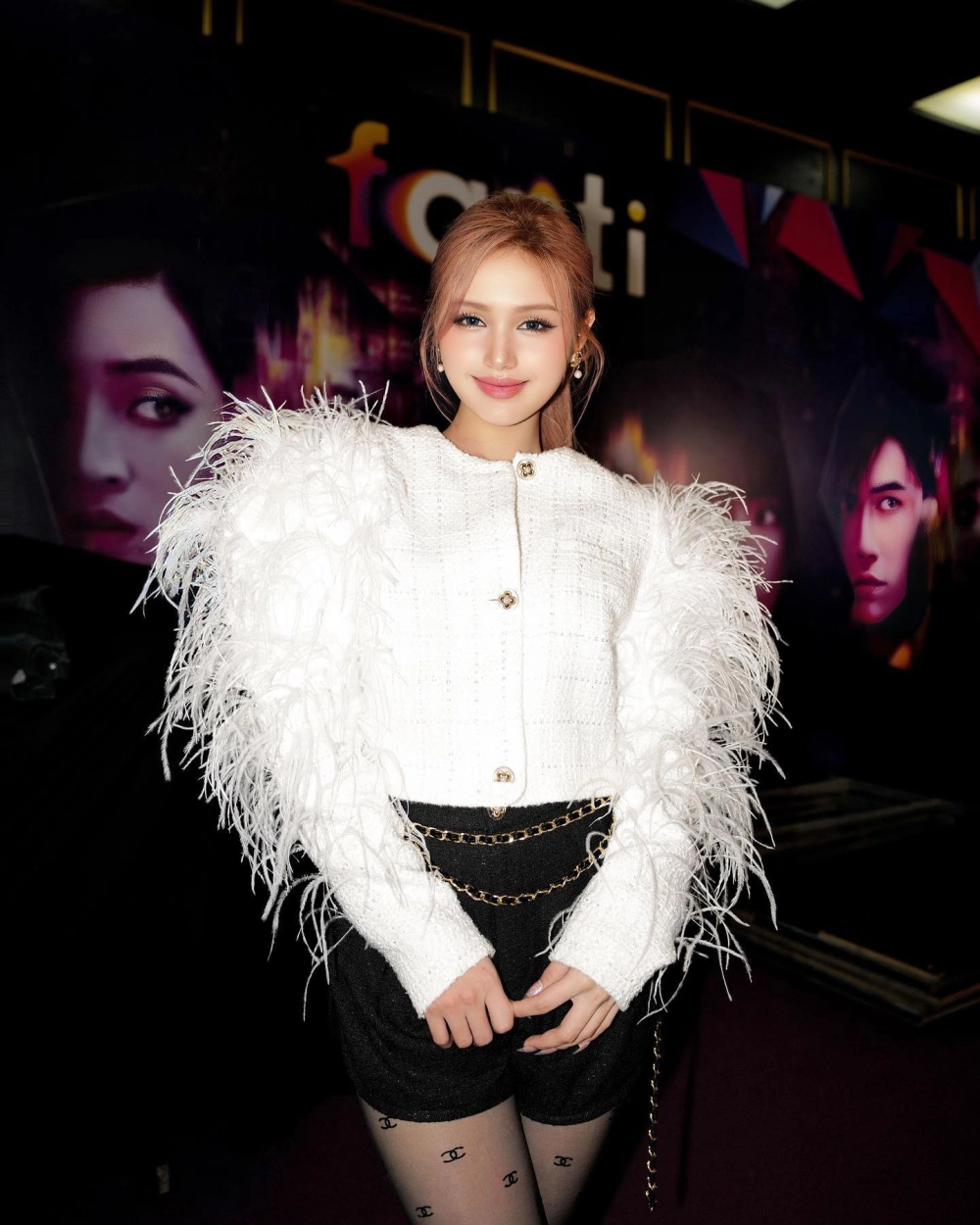 Ảnh gái xinh lớp 10 trong tà áo dài trắng tinh khôi