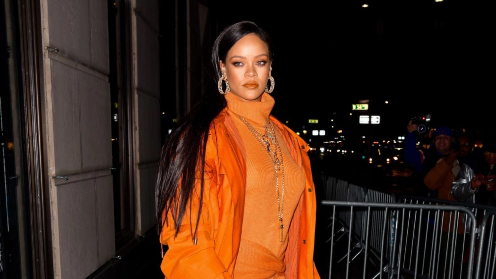 Rihanna Rihanna Umbrella siêu hit gắn liền tên tuổi