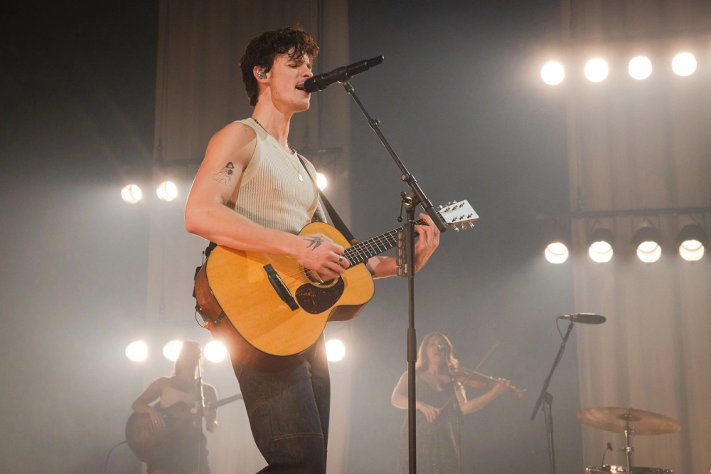 Sabrina Carpenter Shawn Mendes tin đồn hẹn hò hot