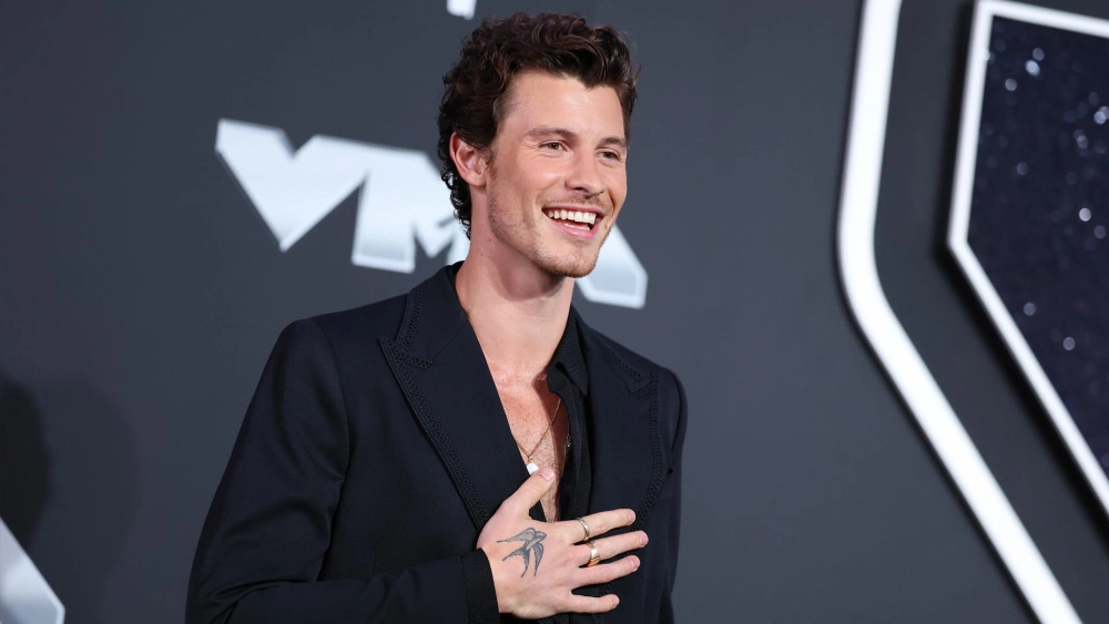 Shawn Mendes sabrina carpenter tin tức gây chú ý