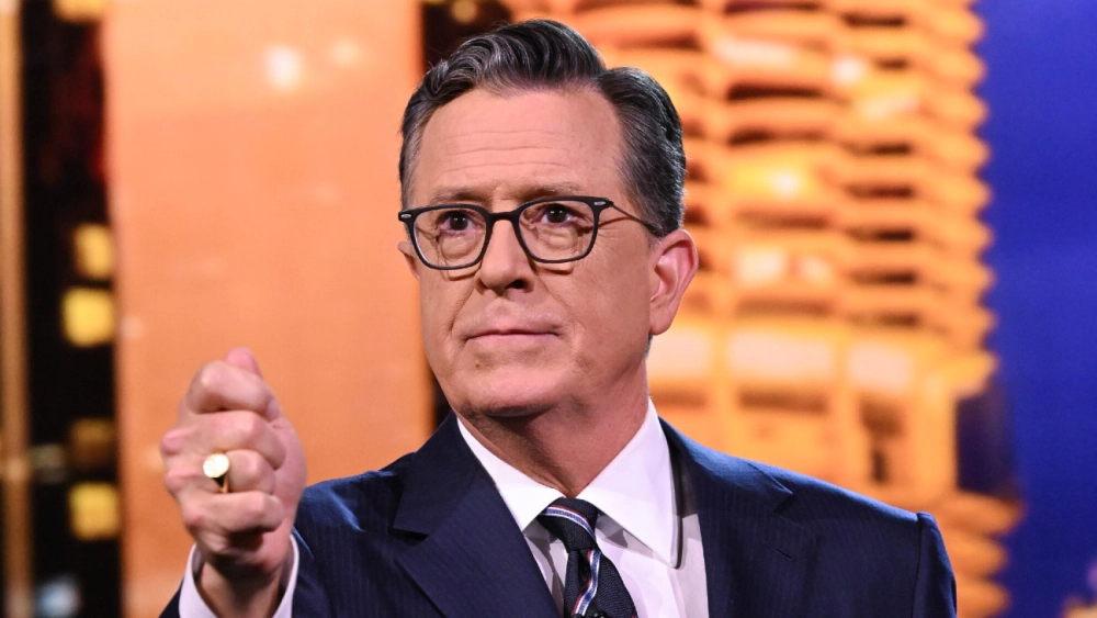 Stephen Colbert hài kịch kết hợp châm biếm sắc sảo khó quên