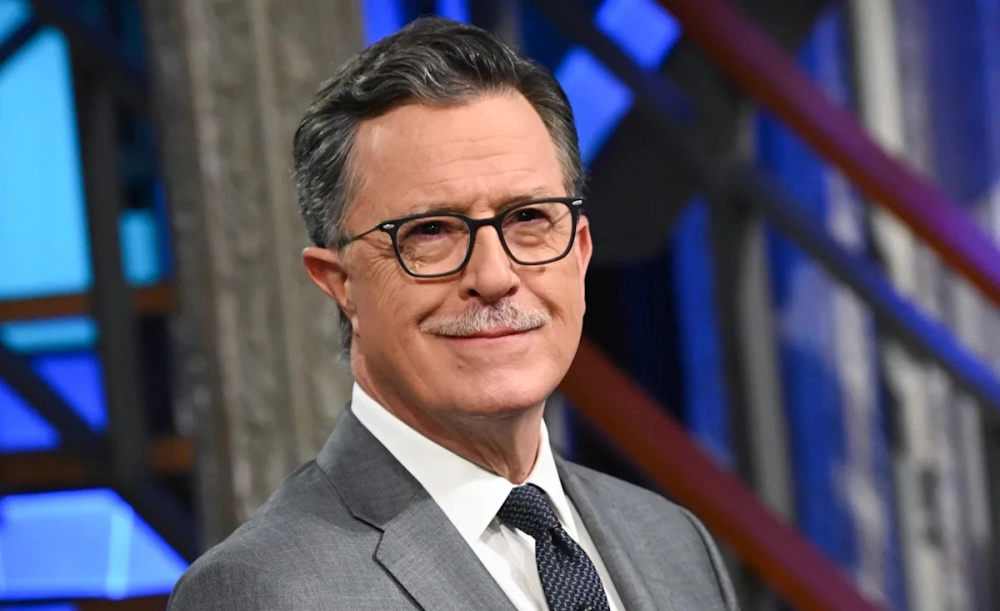 Stephen Colbert phỏng vấn khách mời thông minh và duyên dáng