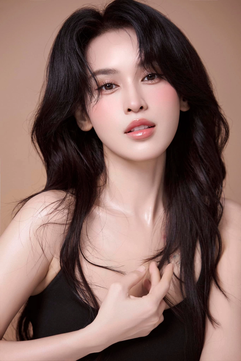 Download ảnh hot girl Việt Nam và những gương mặt nổi tiếng nhất