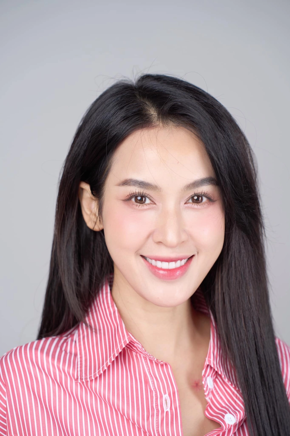 Tải hình nền gái đẹp chất lượng cao cho điện thoại và máy tính