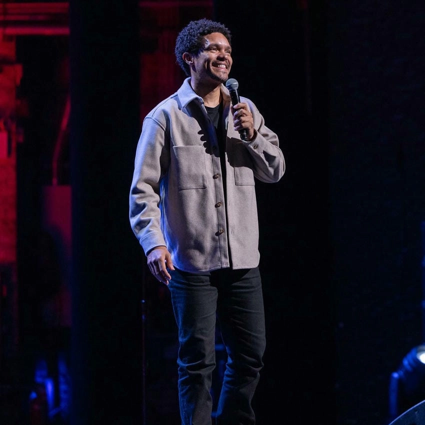 Pics of Trevor Noah ghi lại hình ảnh đa dạng và cuốn hút