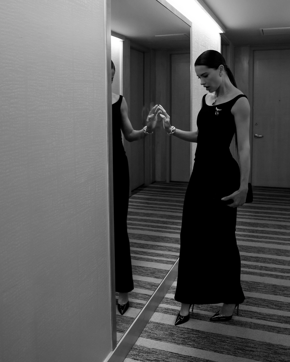 Adriana Lima biểu tượng sắc đẹp của làng mẫu thế giới