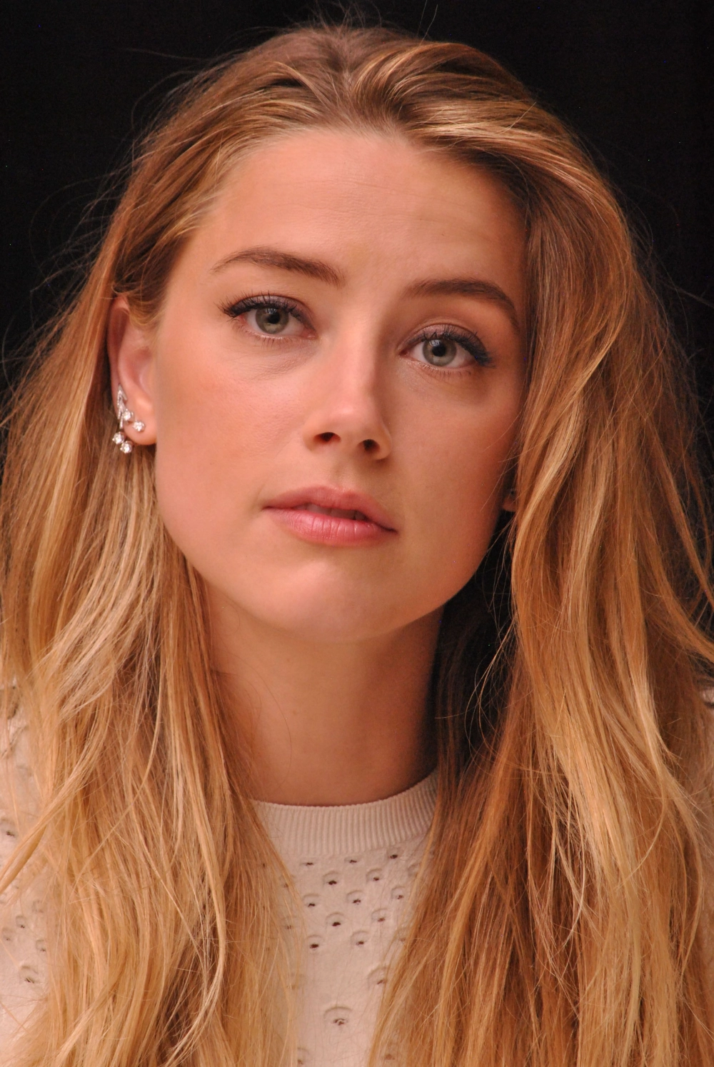 Amber Heard 2025 dự án mới hứa hẹn đầy bất ngờ
