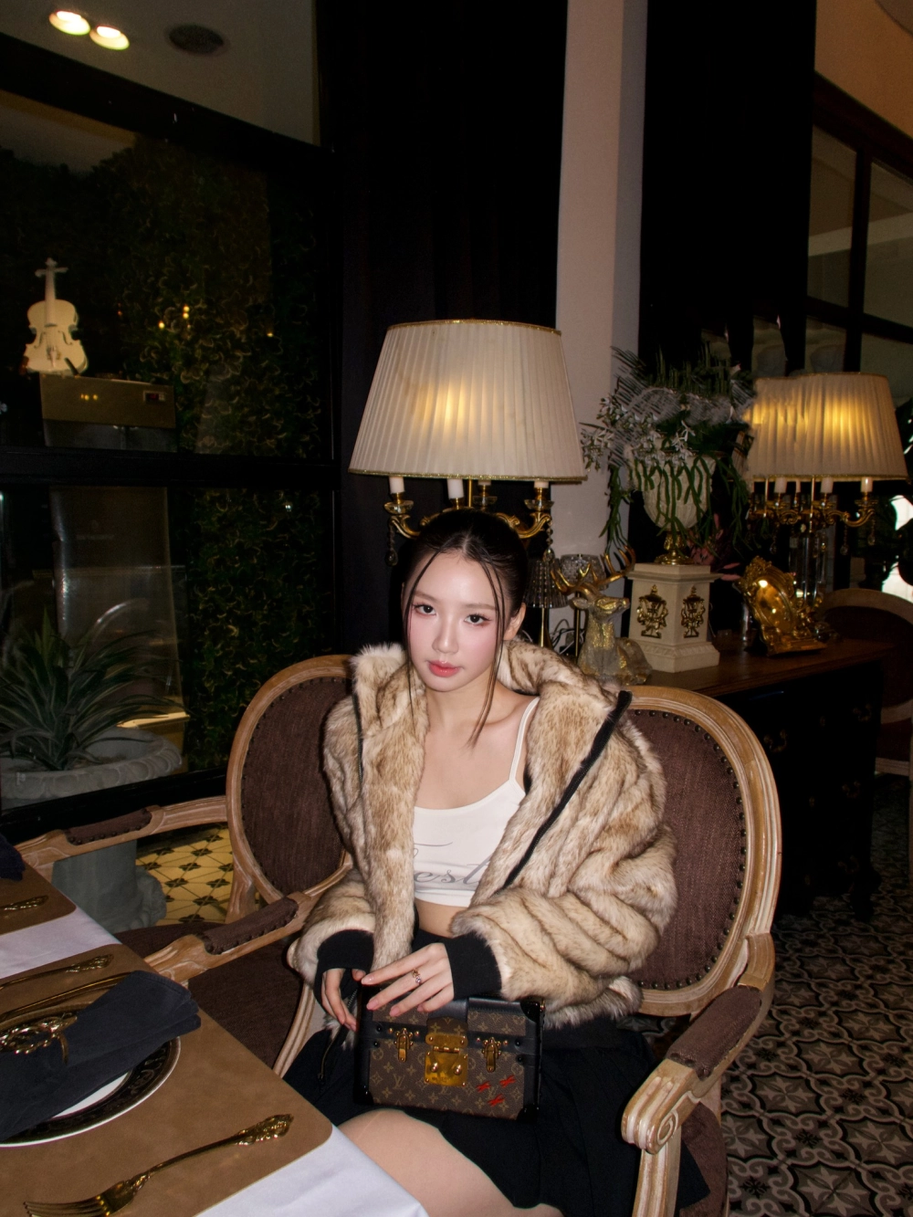 Amee cao bao nhiêu, cô cao khoảng 1m59 nhỏ nhắn đáng yêu