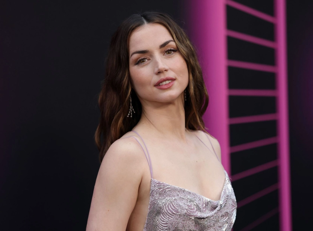 Tom Cruise Ana de Armas cùng nhau vướng tin đồn tình ái nóng bỏng