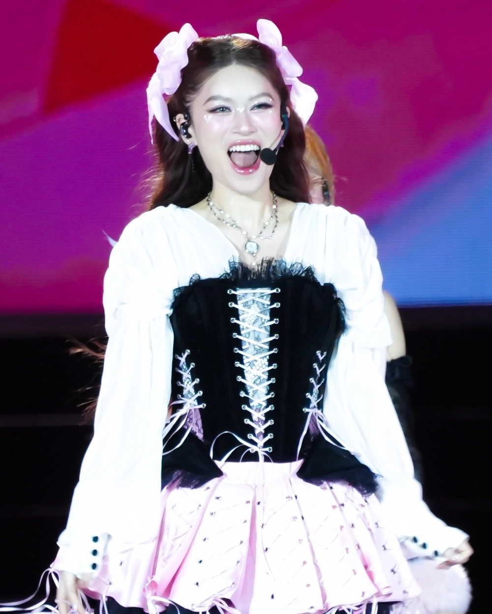 Hình nền phô mai que con gái dễ thương cho máy tính của bạn